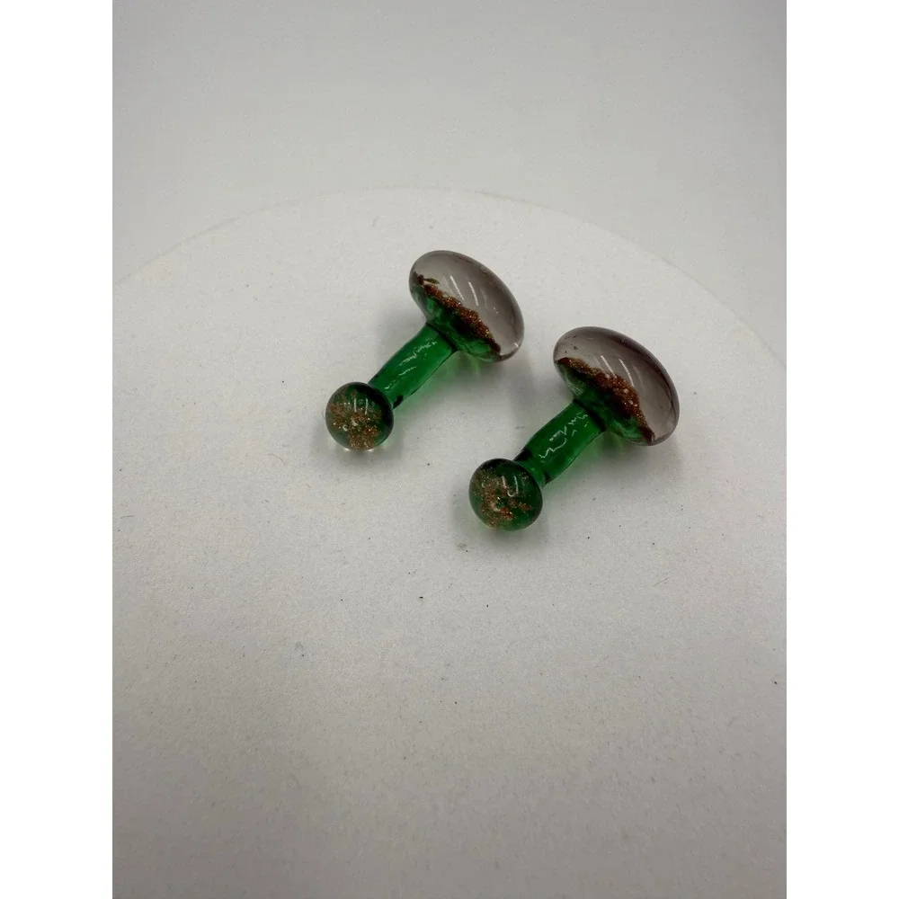 N/A vintage green